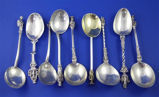 A pair of George V silver apostle serving spoons, similar parcel gilt spoon and 6 continental apostle spoons